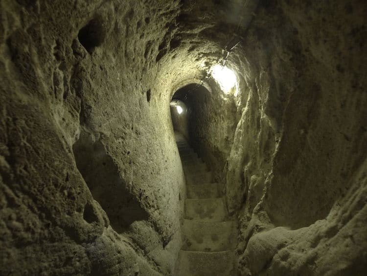 В турецком подземном городе когда-то жили 20 тысяч человек