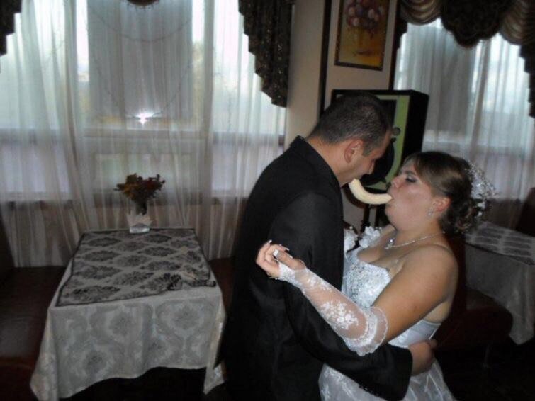 Еще больше "великолепных" свадебных фотографий, которые обязательно надо всем показать