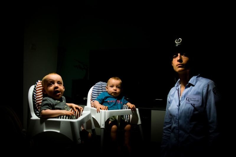 Нескучная жизнь младенцев по версии папы фотографа