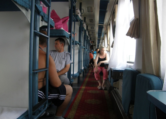 Разницу между плацкартным вагоном в России и Китае видно невооруженным взглядом