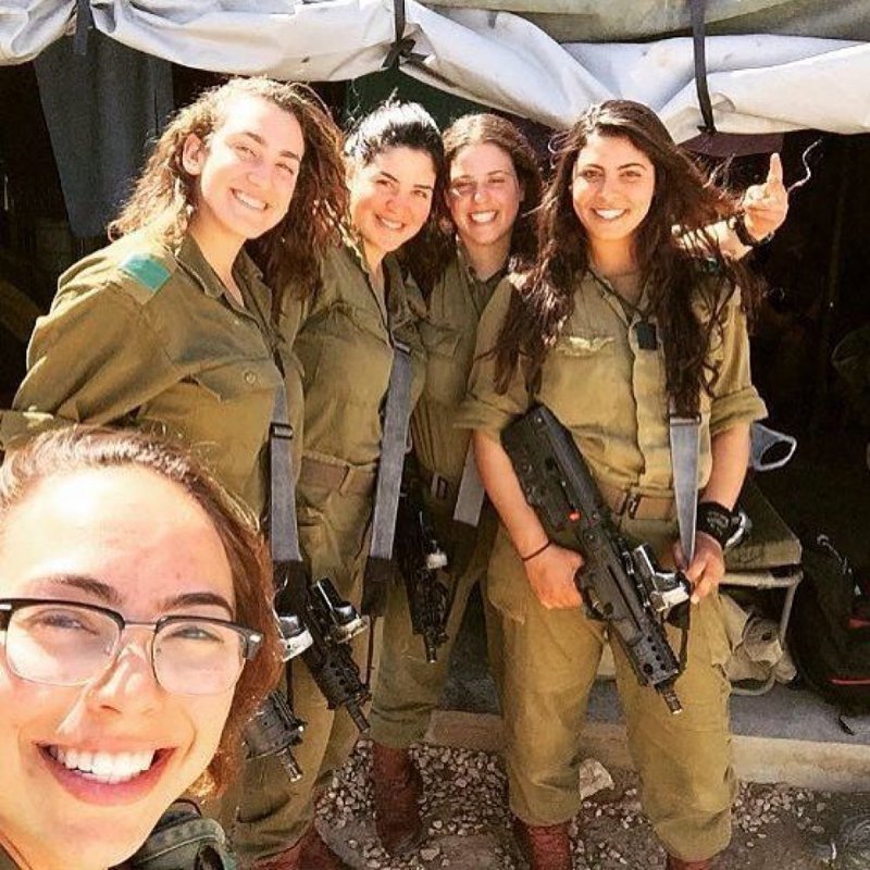 Самые сексуальные военнослужащие израильской армии