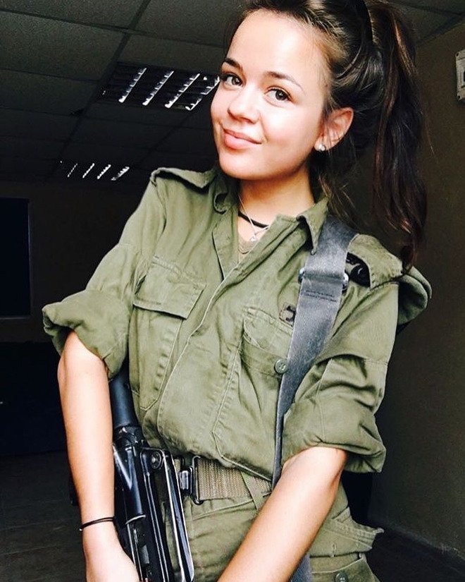 Самые сексуальные военнослужащие израильской армии