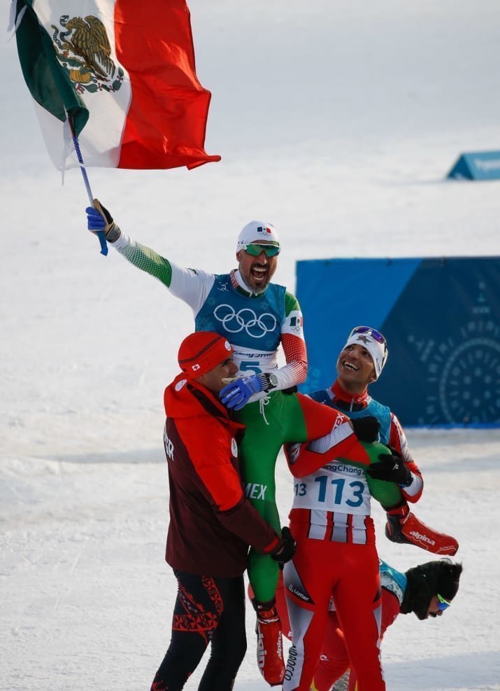 Мексиканский лыжник финишировал последним и сорвал овации соперников