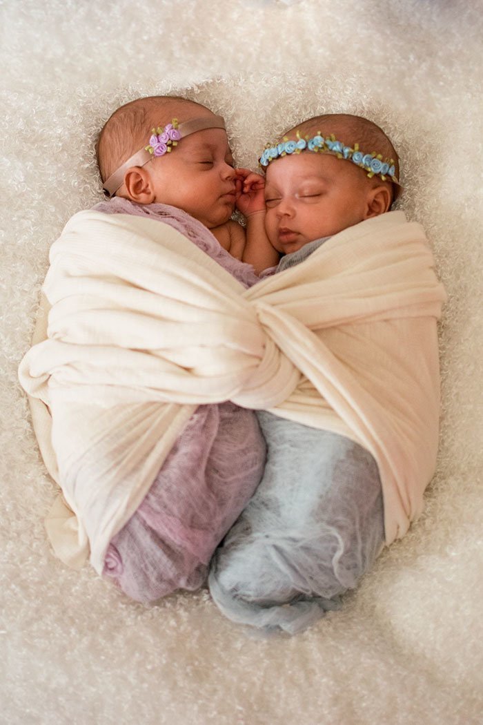 Один шанс из 10 миллионов: в семье родились две пары близнецов
