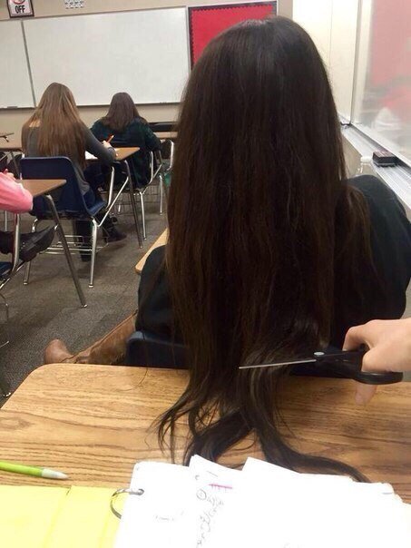 О нешуточных проблемах девушек с длинными волосами